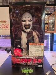 MEZCO MDS MEGA DAMIEN LEONE’S TERRIFIER ACTION FIGURE WITH SOUND 15 INCHES