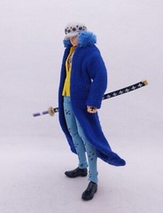 SU-OP-LAW: 1/12 Wired Blue Coat for SHF One Piece Trafalgar Law action figure