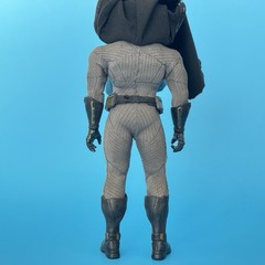 Mezco One:12 Collective Batman v Superman Batman Figure Wired Cape BvS 1:12