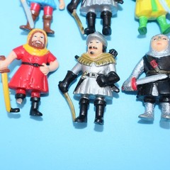 Lot of 23 Vintage Soma Toy figurines -Robin hood series and a few medieval ones