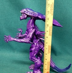 2019 Lanard Toys Xenomorph Purple Alien Queen Collection 12″ Posable Figure