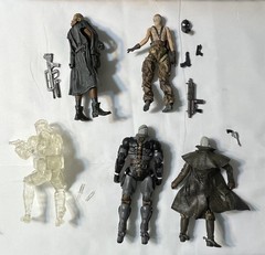 Metal gear solid McFarlane Medicom SNAKE Stealth Camouflage Action Figure Lot