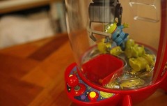 TAKARA TOMY Toy Story 4 Space Crane (Ages 4 and up)