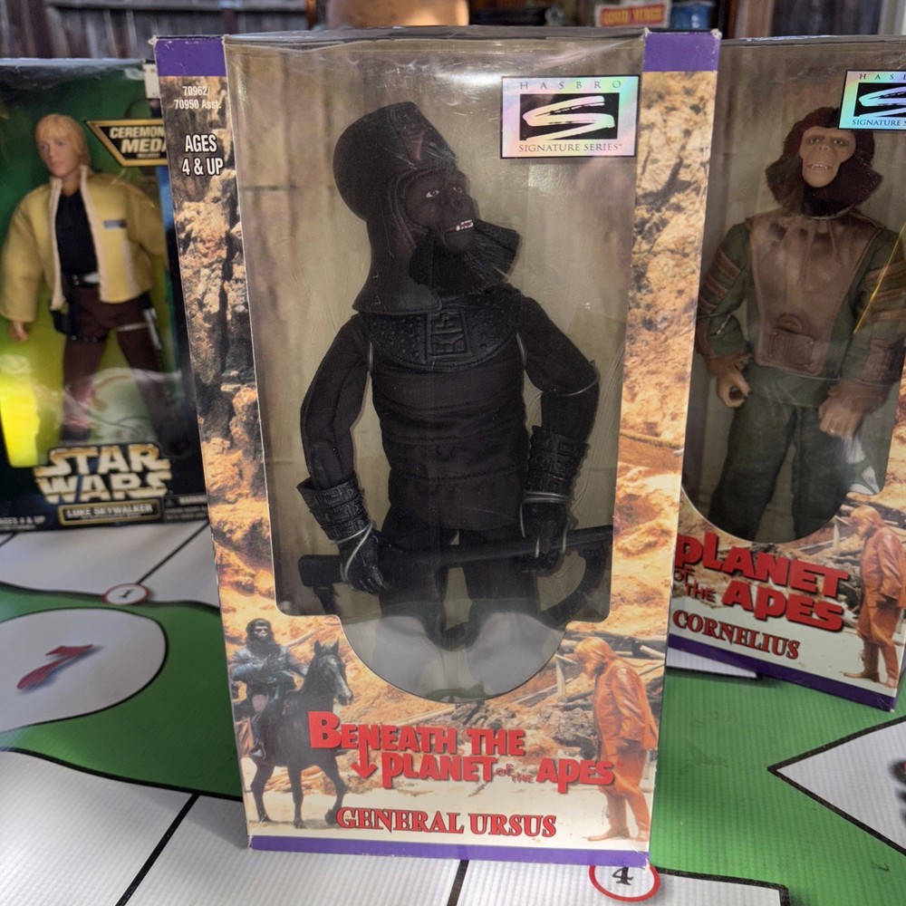General Ursus Beneath The Planet Of The Apes Hasbro Signature Series 12″ 1998