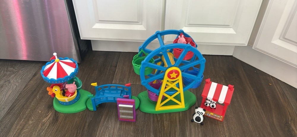 Peppa Pig Fair (Merry Go Round) 99% Complete Set – Peppa Teddy Figures HTF Toy