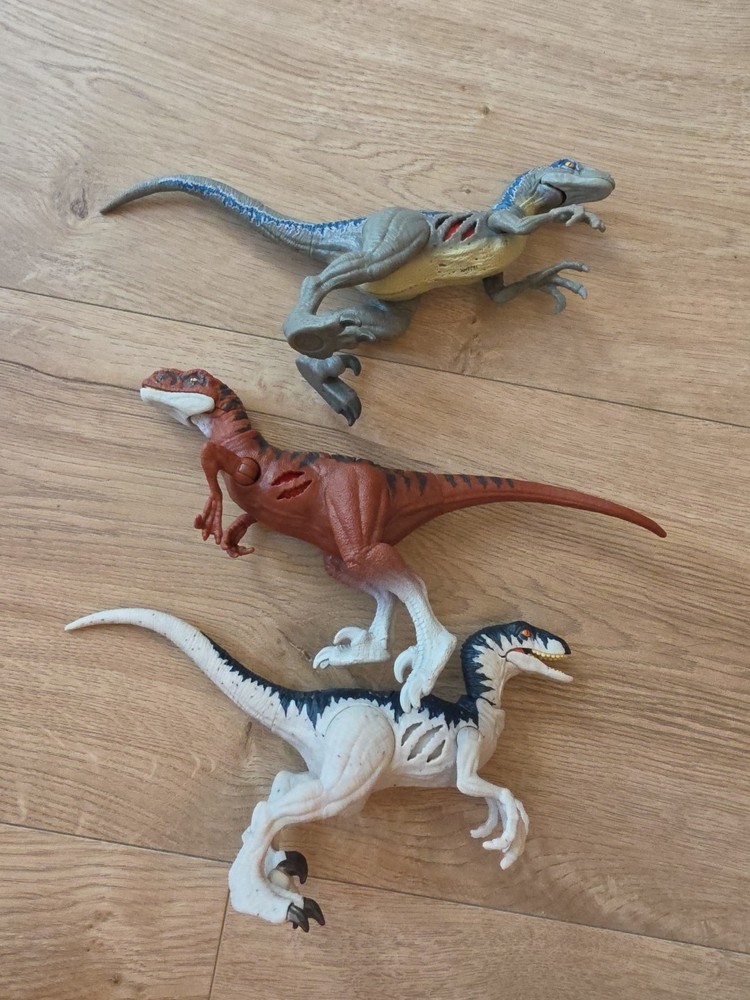Jurassic Park Damage Wound Dinosaur Figures Lot X3 Atrociraptor & Velociraptor
