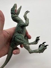Mattel Amber Collection Jurassic World Velociraptor Delta figure READ