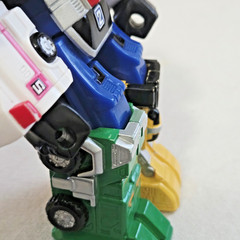 Bandai 1997 Power Rangers 5″ Carranger DX VRV Megazord (READ, wear, incomplete)