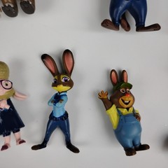 Disney Zootopia Figure Lot of 9 Nick Wilde Judy Hopps Flash Sloth Chief Bogo Toy
