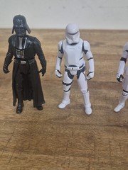 Star Wars 2010’s Figures Lot (6) Chewbacca, Poe,Stormtroopers, Darth Vader. ST5