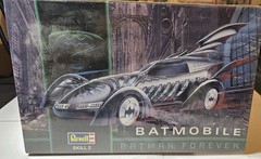 Revell Skill 2 Batmobile Batman Forever Scale 1:25 Model Kit 6720 Sealed