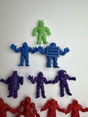 Vintage Kinnikuman M.U.S.C.L.E. Men Mega-Match Board Game Complete w/ 17 Figures