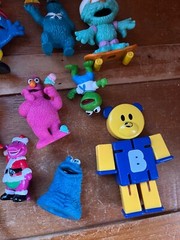 Large Mixed Lot of Plastic Rubber Vinyl Barney Sesame Street TV Character Play