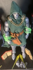 Marvel Figures Lot ( READDDDDD)