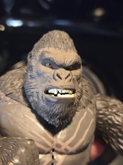 Lot Of 2 Legendary King Kong Action Figures Roars And Mouth Moves
