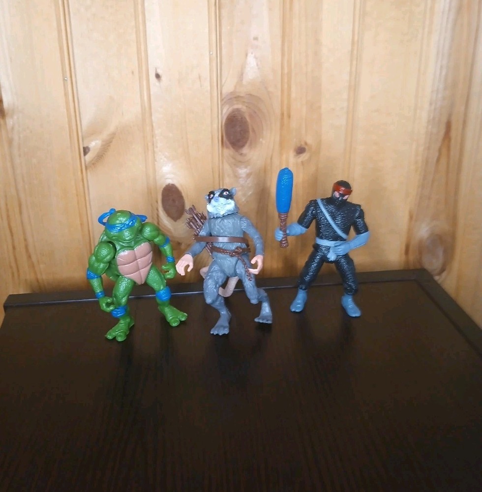 TMNT Lot of Fake Teenage Mutant Ninja Turtles Bootleg Splinter Leo Foot Soldier