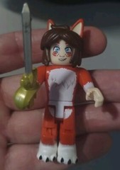 1FRB Roblox 3″ Figure, Celebrity Series 8 Neverland Lagoon: Wisp (NO CODE) *