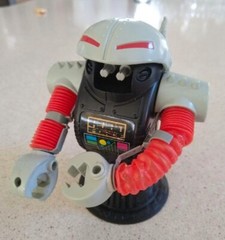 ROBO FORCE Hun-Dred The Conqueror Robot 1984 Figure Vintage w/ Weapons & Comic