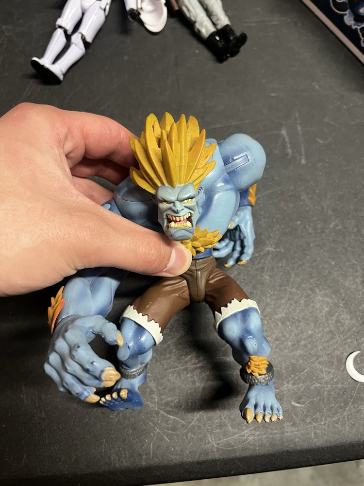1999 Street Fighter Alpha 3 Blue Blanka Round 1 ReSaurus Action Figure