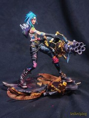 18CM League of Legends LOL Jinx PVC Statue Handmade Figure Model Collectibles