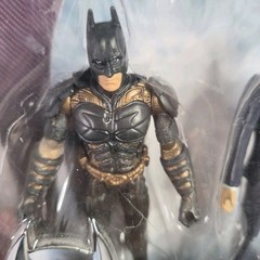 Mattel The Dark Knight Battle Armor Batman & Bruce Wayne 4″ 2-Figure Set