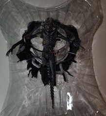 Suspended Lab Xenomorph XX121 (Deluxe Action Figure) – Alien: Romulus | NECA