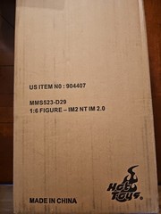 Hot Toys Neon Tech Iron Man 2.0 Black & Yellow Figure MMS523-D29