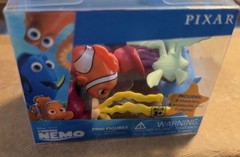 1 set Finding Nemo DISNEY Mini Figures PIXAR 2024 Critter Crate Cake Topper (J9)