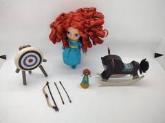 DISNEY STORE Animators Collection Merida 5″ toddler doll accessories set