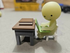 Smiski Mini Accessory Set – Beams, Desks, Chains, Poker Chip & More