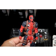 Authentic Revoltech Amazing Yamaguchi Deadpool Ver. 2.5 Kaiyodo Incomplete