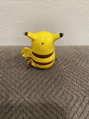 Vintage Nintendo Pokemon – Chunky Pikachu – 1 1/2″ pencil topper from 1999