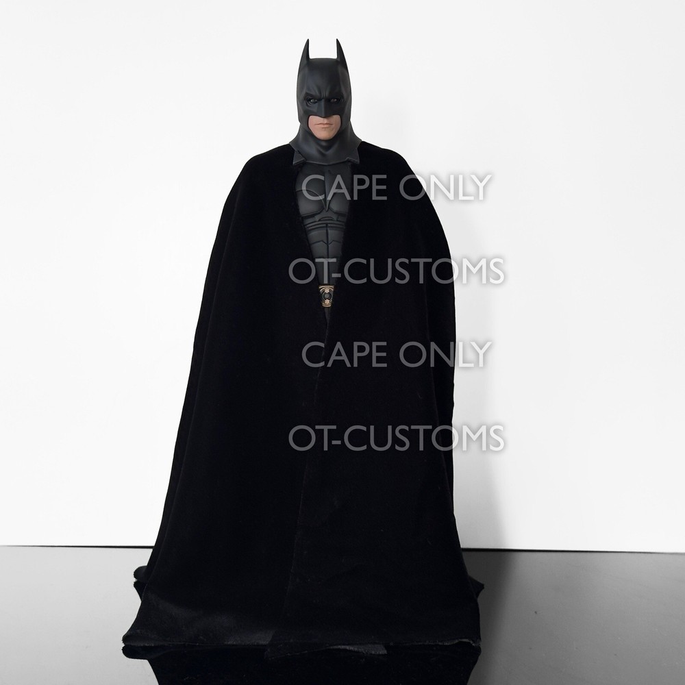 Velvet Drape Cape For Hot Toys Batman Begins (Cape Only)