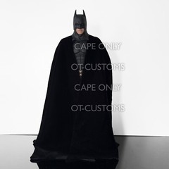 Velvet Drape Cape For Hot Toys Batman Begins (Cape Only)