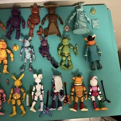 Funko Five Nights at Freddy’s Action Figure Lot Of 18