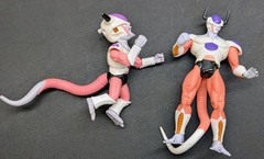 Dragon Ball Z Irwin Frieza Action Figure lot of 3