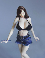 UDDOLL 1/6 Female Super Large Bust Finger Bone Seamless Silicone Body 12″Figure