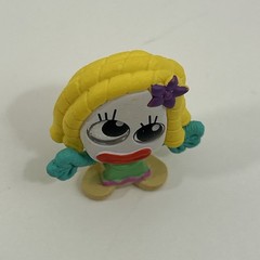 Disney Doorables Series 9 Limited Edition Karen Beverly with Coin of 3000
