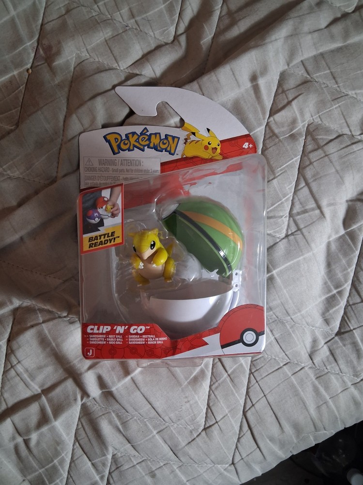 Jazwares Pokemon Battle Figure Clip N Go Sandshrew Nest Ball New 2026 Rare NIB