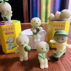 SMISKI Sunday Series Set of 6 Glow in the Dark Figures Gardening Cat Japan