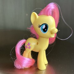 My Little Pony “FLUTTERSHY” lot of 2 “All About..” NO WINGS Brushables G4 FIM 3″