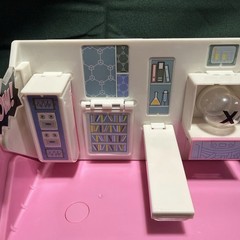 Powerpuff Girls 2 in 1 Flip to Action Playset Transformation Lab to Bedroom Toy