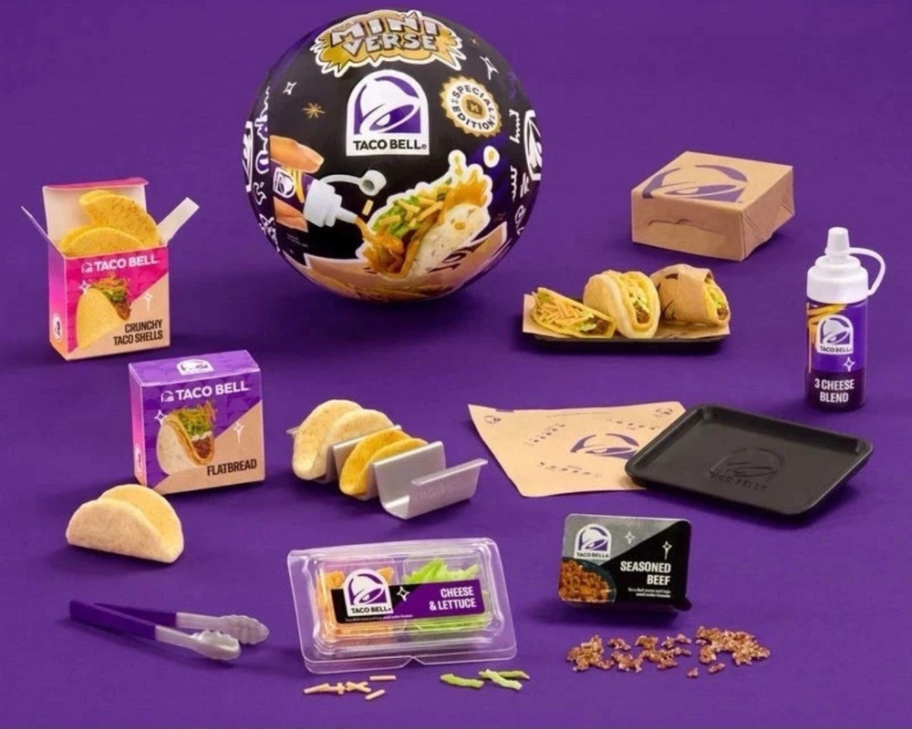MGA Miniverse Special Edition TACO BELL Cheesy Gordita Crunch & Tacos