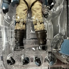 JOYTOY Warhammer 40K 1:18th Astra Militarum Kappic Eagles Tempestus Scion 1