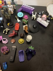 Roblox‎ Mixed Figures Accessories & Pieces Lot of 20 – No Boxes, Codes or Tags