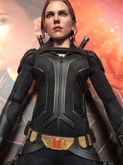 Hot Toys Black Widow MMS 603 Collectible 1/6 Scale Figure