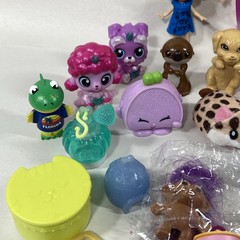 Mixed Lot Of Smalls, Shopkins, Puppy In My Pocket, Littlest Pet Shop, Tokidoki.