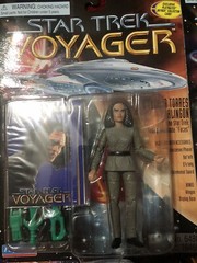 6 Different Unopened 1996 Playmates Star Trek Voyager Figures