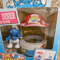 NRFB NEW Irwin Peyo Smurfs Dippin’ Diner 2-In-1 Fun Playset Smurf Diner VTG 1996