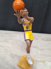 1997 NBA Los Angeles Lakers Kenner Starting Lineup Eddie Jones Action Figure